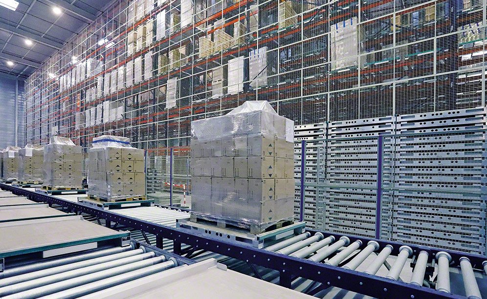 The Steris automated warehouse is allocated to the sterilisation of products