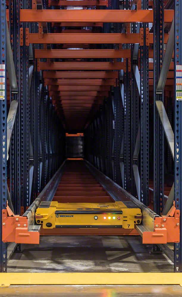 The racking’s channels are up to 43 m long