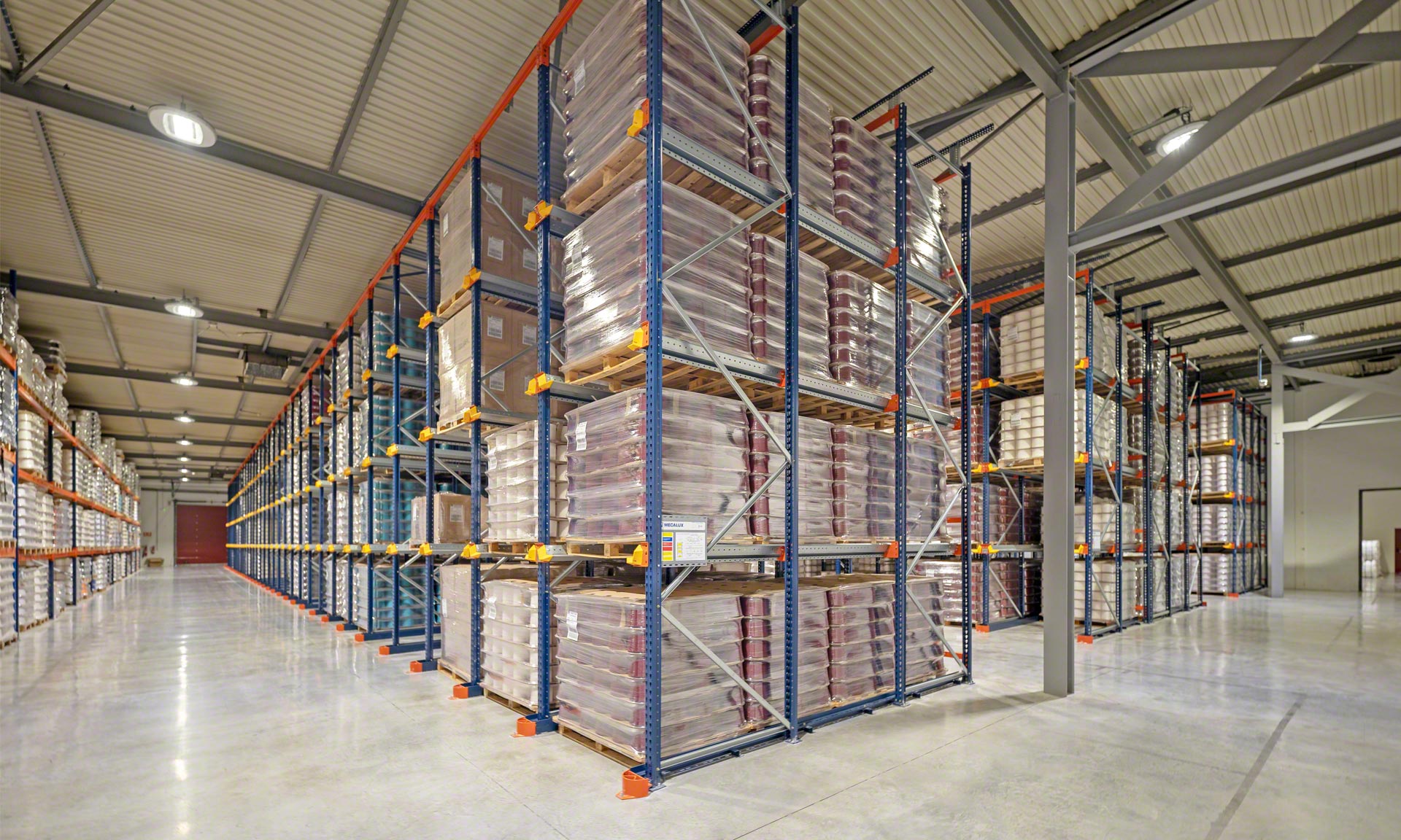 Selvafil modernises and leverages all its warehouse space